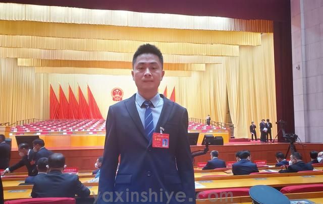 长沙j9国际站备用电器工会副主席刘焕林受邀参加市工会第二十一次代表大会(图4)